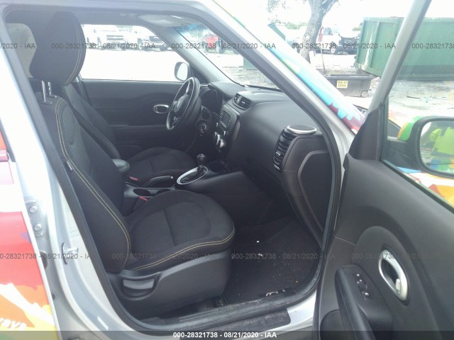 Photo 4 VIN: KNDJP3A57G7818810 - KIA SOUL 