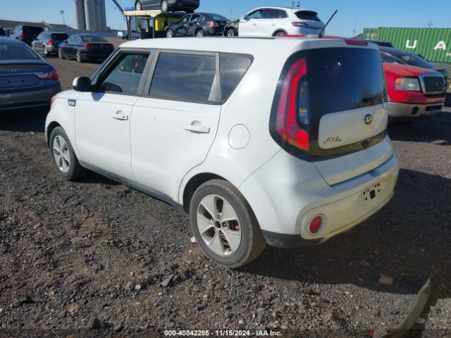 Photo 2 VIN: KNDJP3A57H7421499 - KIA SOUL 