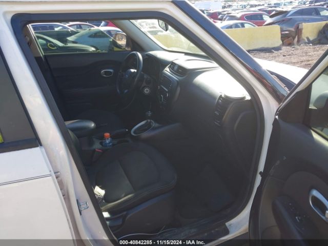 Photo 4 VIN: KNDJP3A57H7421499 - KIA SOUL 