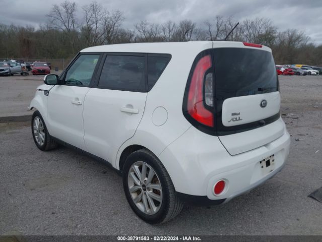 Photo 2 VIN: KNDJP3A57H7421583 - KIA SOUL 