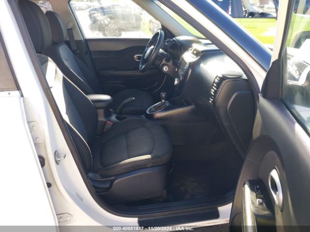 Photo 4 VIN: KNDJP3A57J7532818 - KIA SOUL 