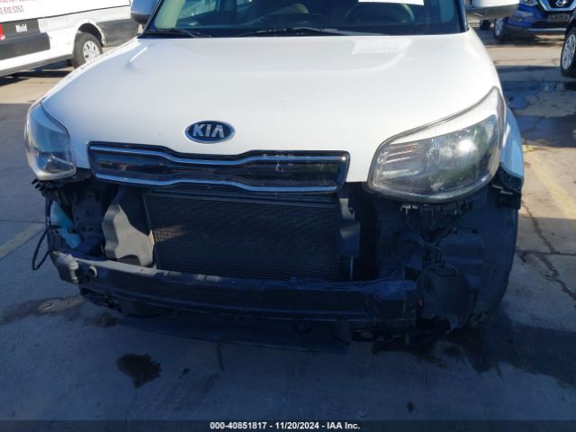 Photo 5 VIN: KNDJP3A57J7532818 - KIA SOUL 