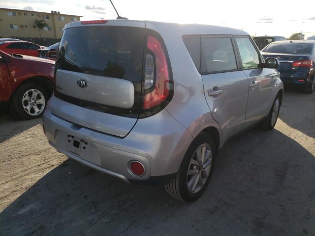 Photo 3 VIN: KNDJP3A57J7538781 - KIA SOUL + 