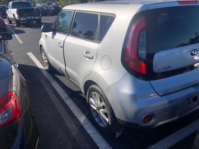 Photo 2 VIN: KNDJP3A57J7556200 - KIA SOUL + 