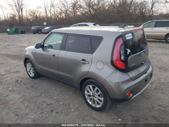 Photo 2 VIN: KNDJP3A57J7557329 - KIA SOUL 