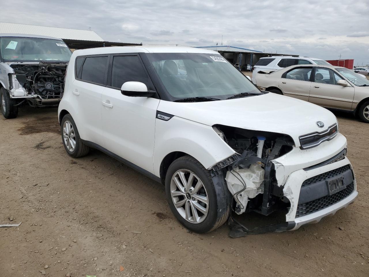 Photo 3 VIN: KNDJP3A57J7904156 - KIA SOUL 