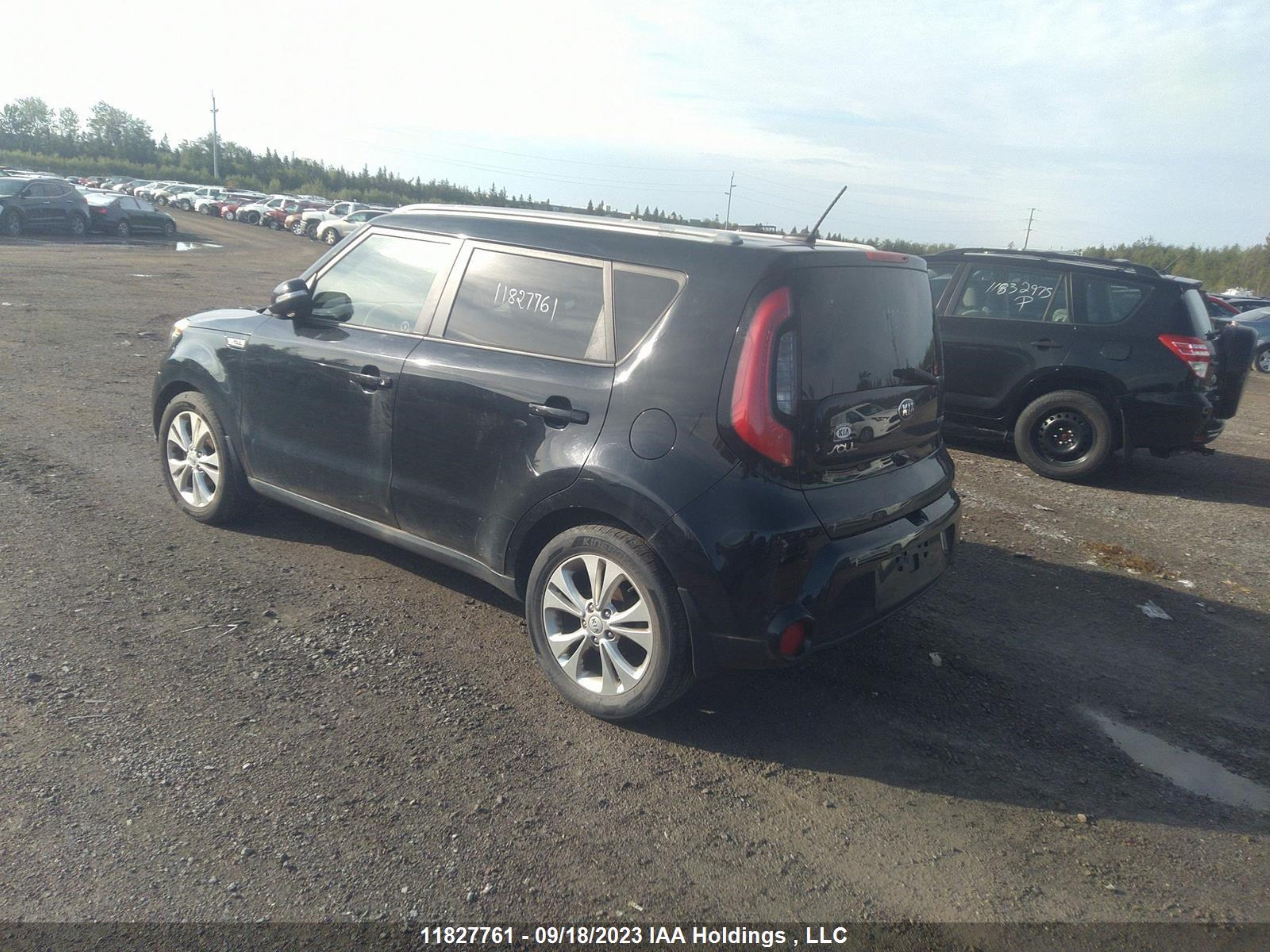 Photo 2 VIN: KNDJP3A58E7073692 - KIA SOUL 