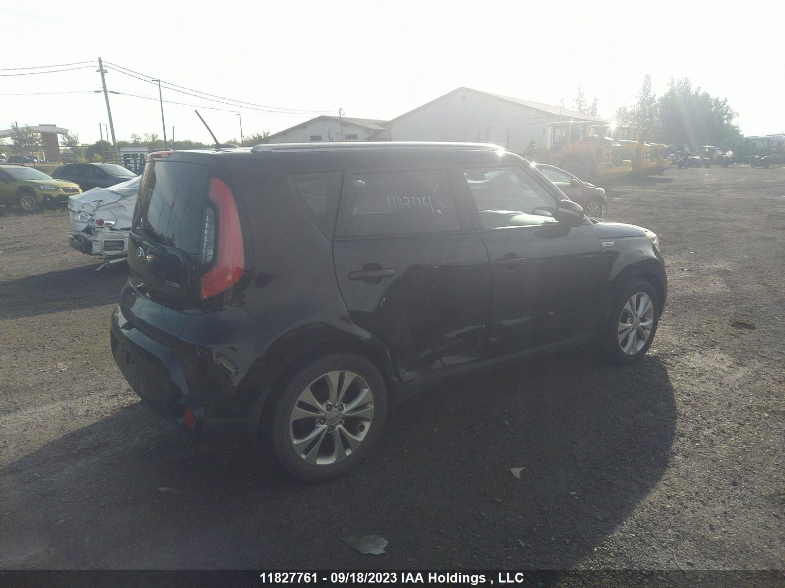 Photo 3 VIN: KNDJP3A58E7073692 - KIA SOUL 