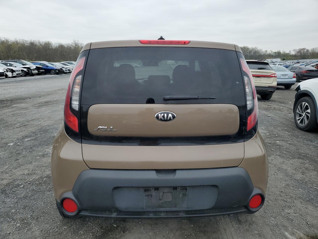 Photo 5 VIN: KNDJP3A58F7166973 - KIA SOUL 