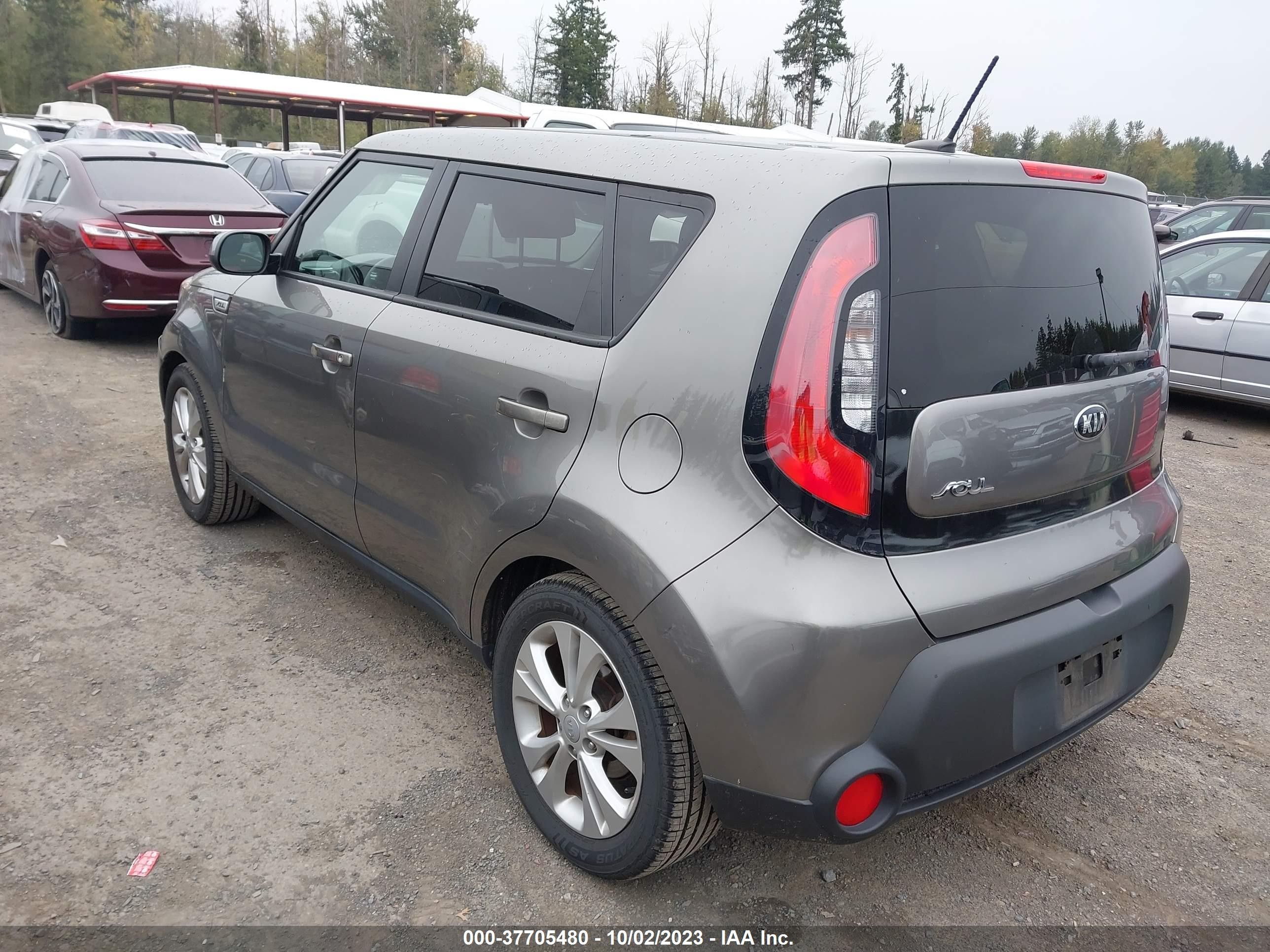 Photo 2 VIN: KNDJP3A58F7197706 - KIA SOUL 