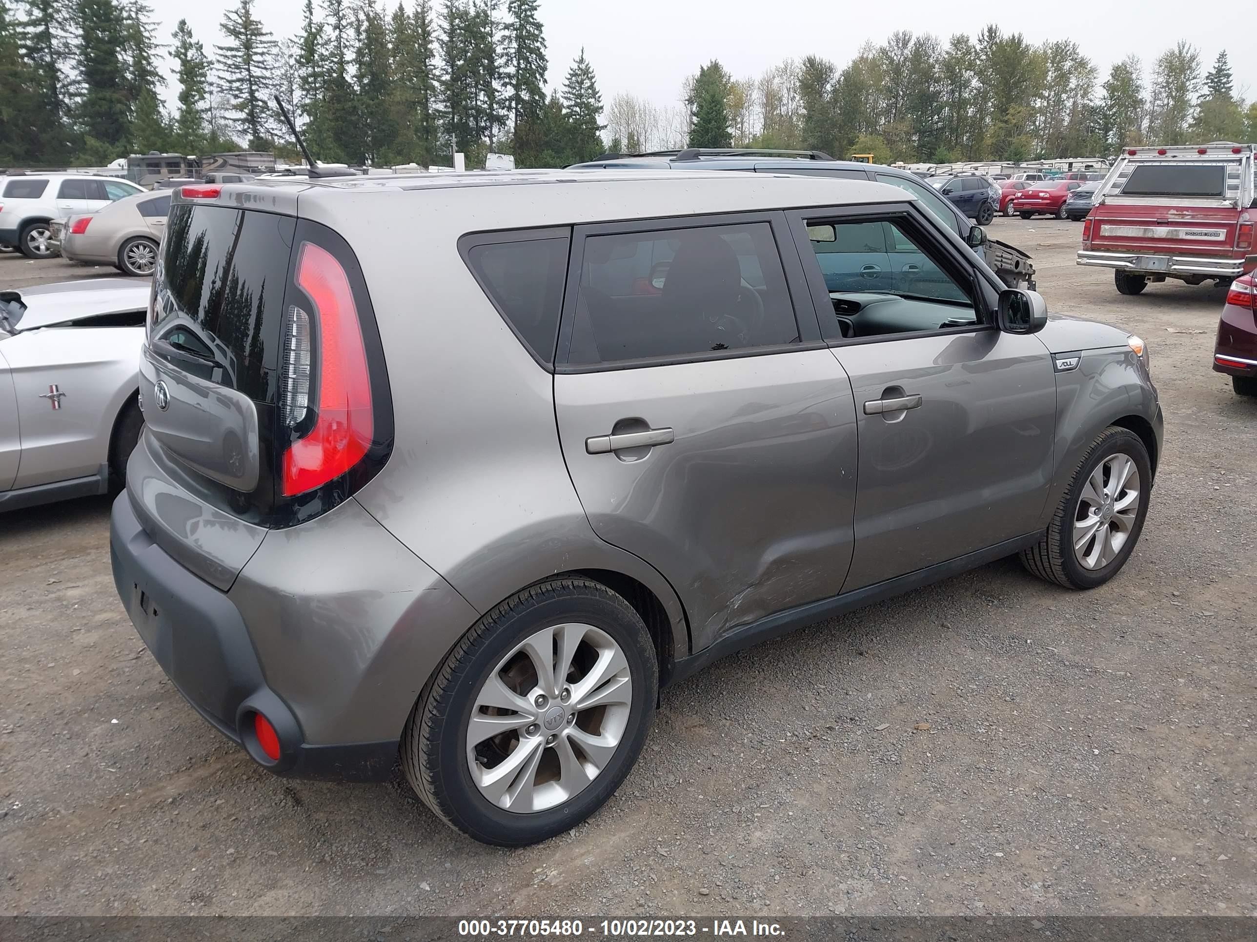 Photo 3 VIN: KNDJP3A58F7197706 - KIA SOUL 