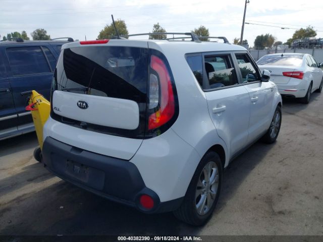 Photo 3 VIN: KNDJP3A58F7213337 - KIA SOUL 