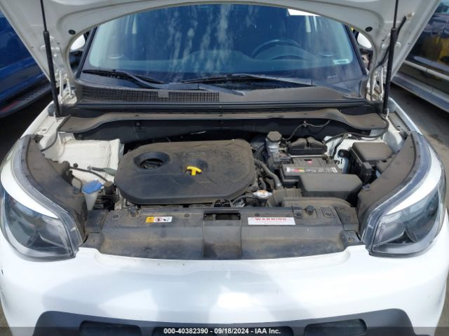 Photo 9 VIN: KNDJP3A58F7213337 - KIA SOUL 