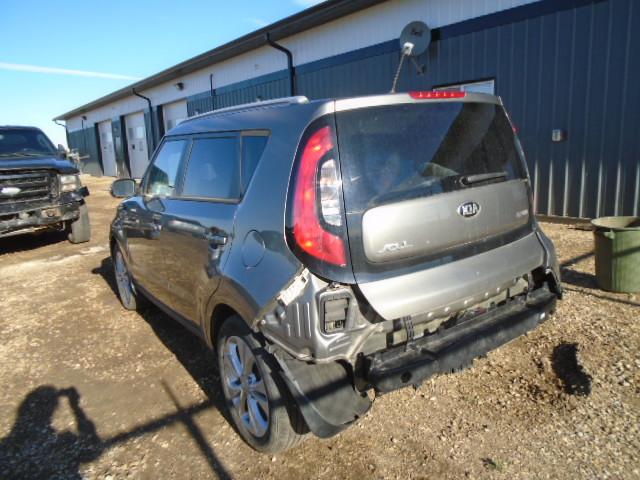 Photo 2 VIN: KNDJP3A58F7217470 - KIA SOUL + 