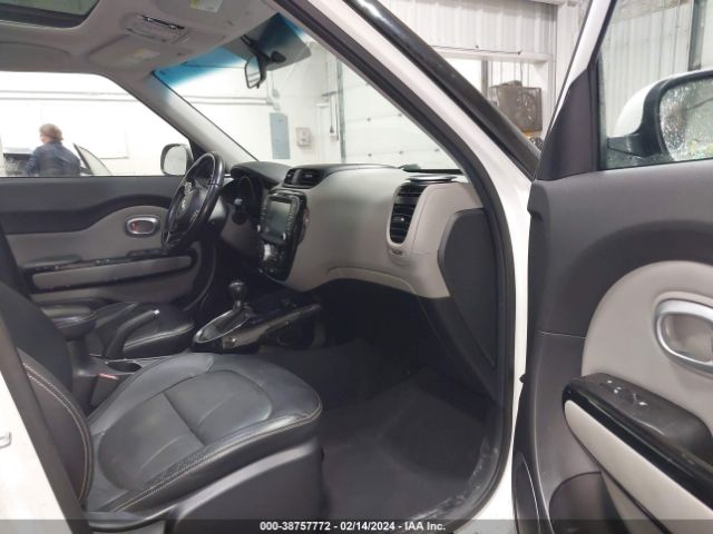 Photo 4 VIN: KNDJP3A58G7265651 - KIA SOUL 