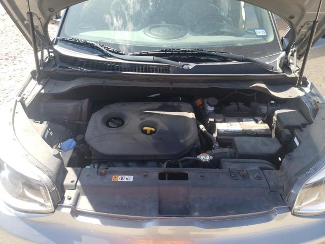 Photo 10 VIN: KNDJP3A58G7394313 - KIA SOUL + 