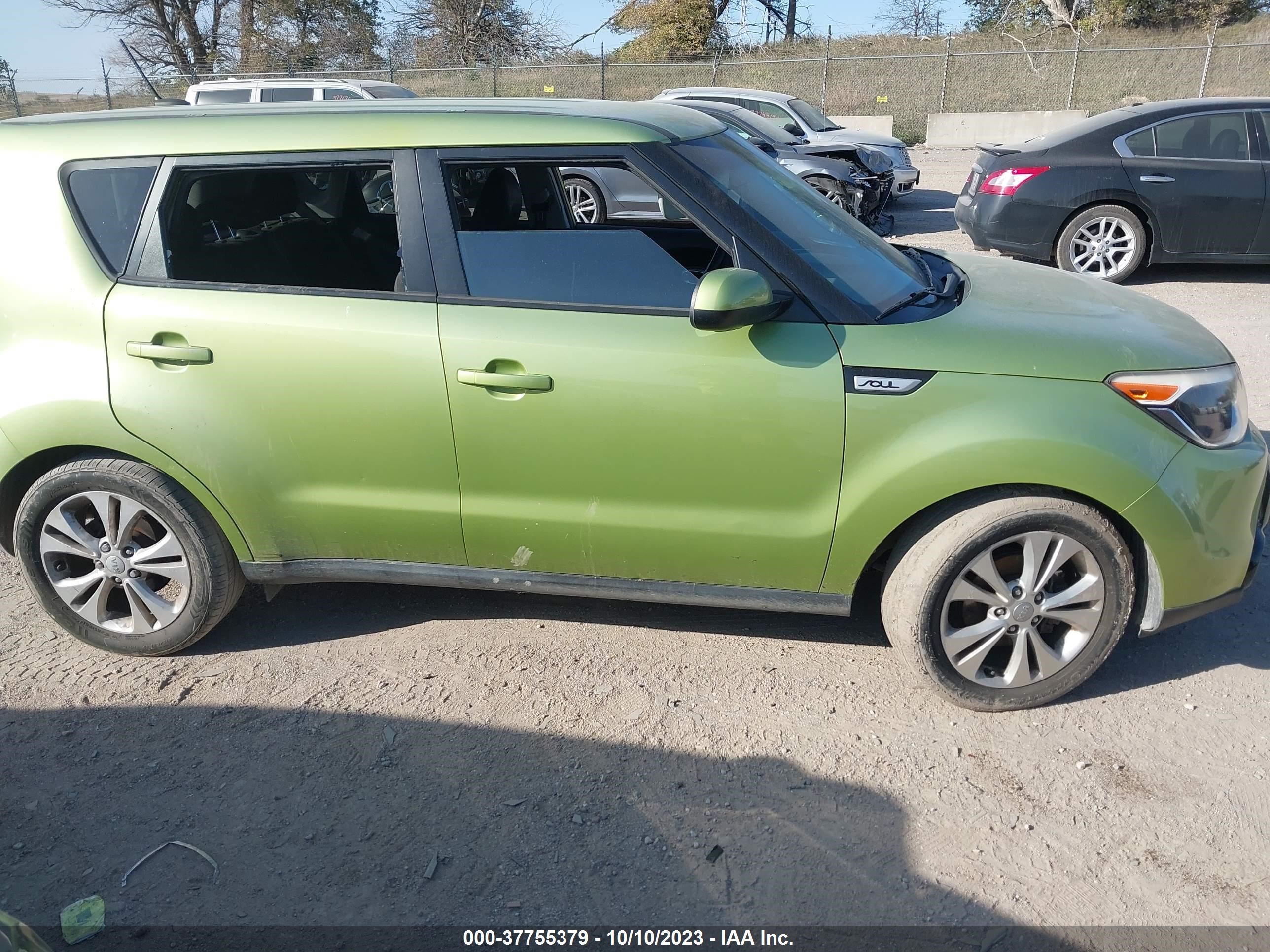 Photo 11 VIN: KNDJP3A58G7818699 - KIA SOUL 