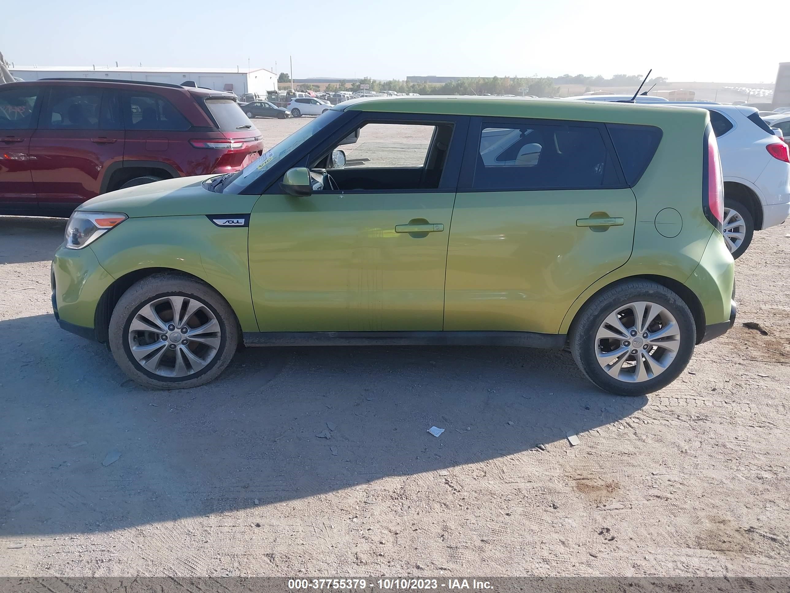 Photo 12 VIN: KNDJP3A58G7818699 - KIA SOUL 