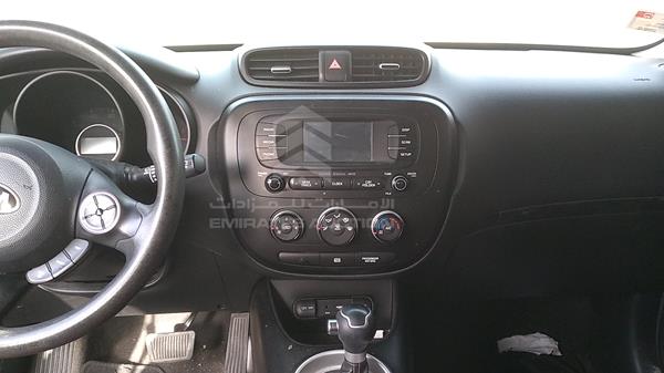 Photo 16 VIN: KNDJP3A58G7838984 - KIA SOUL 