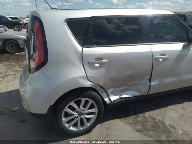 Photo 5 VIN: KNDJP3A58H7464748 - KIA SOUL 