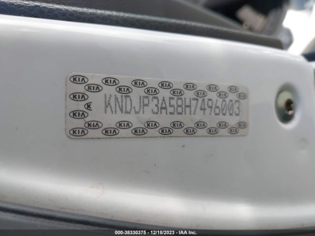 Photo 8 VIN: KNDJP3A58H7496003 - KIA SOUL 