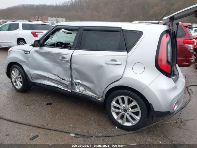 Photo 2 VIN: KNDJP3A58H7501796 - KIA SOUL 