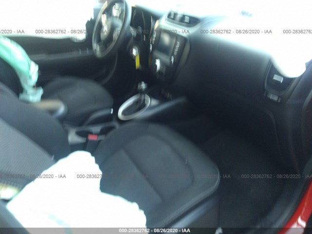 Photo 4 VIN: KNDJP3A58J7505675 - KIA SOUL 