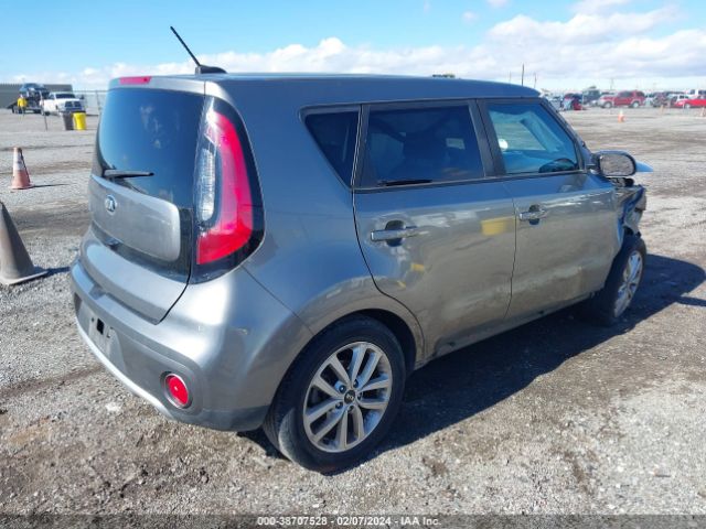 Photo 3 VIN: KNDJP3A58J7533797 - KIA SOUL 