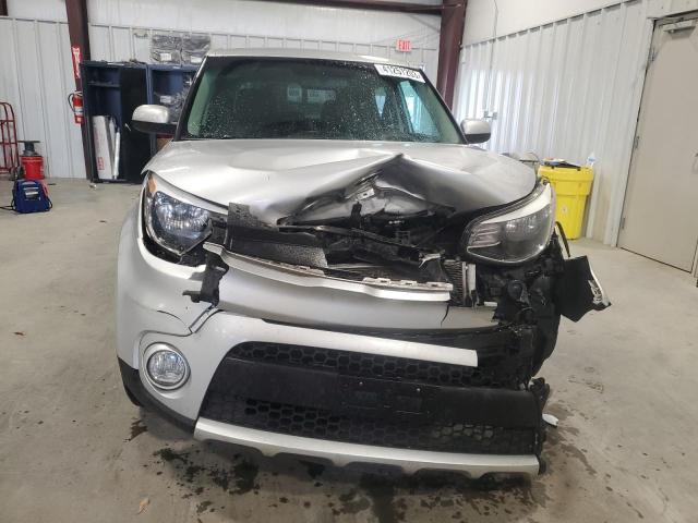 Photo 4 VIN: KNDJP3A58J7581008 - KIA SOUL + 