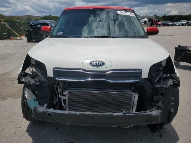 Photo 4 VIN: KNDJP3A58J7588640 - KIA SOUL + 