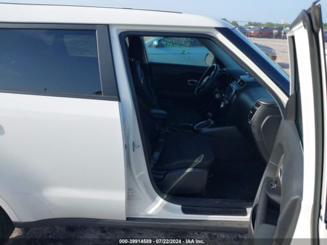 Photo 4 VIN: KNDJP3A58K7015061 - KIA SOUL 