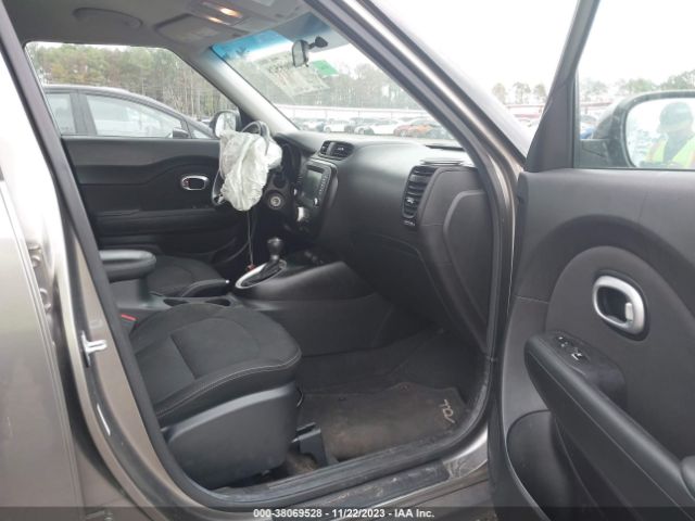 Photo 4 VIN: KNDJP3A58K7664570 - KIA SOUL 