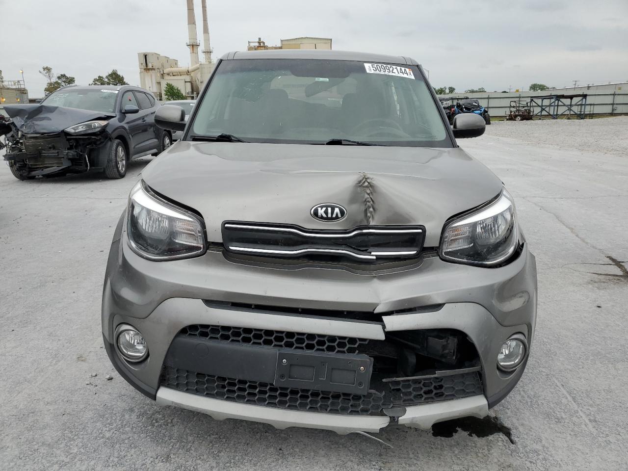 Photo 4 VIN: KNDJP3A58K7698914 - KIA SOUL 