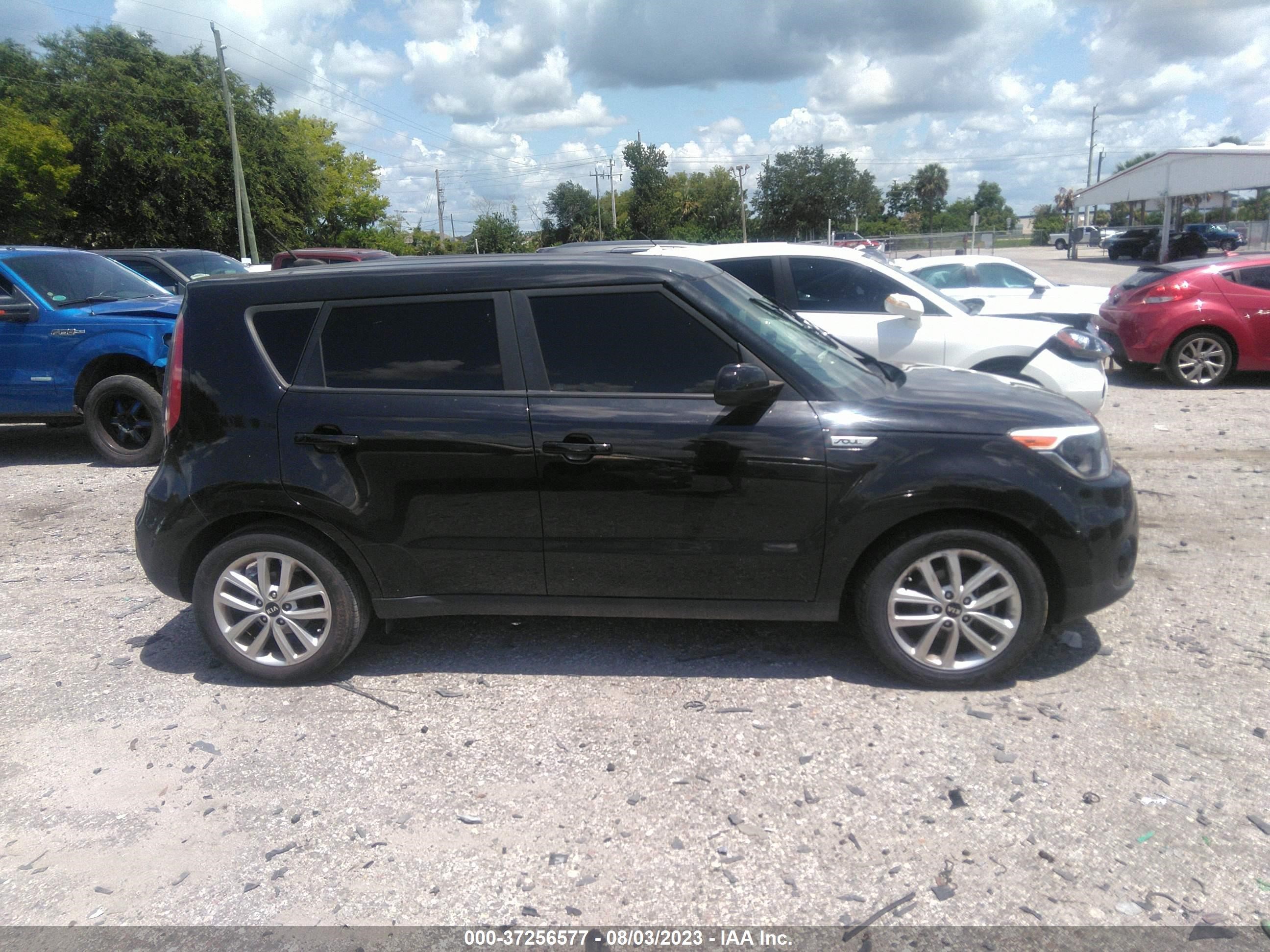 Photo 12 VIN: KNDJP3A58K7918505 - KIA SOUL 