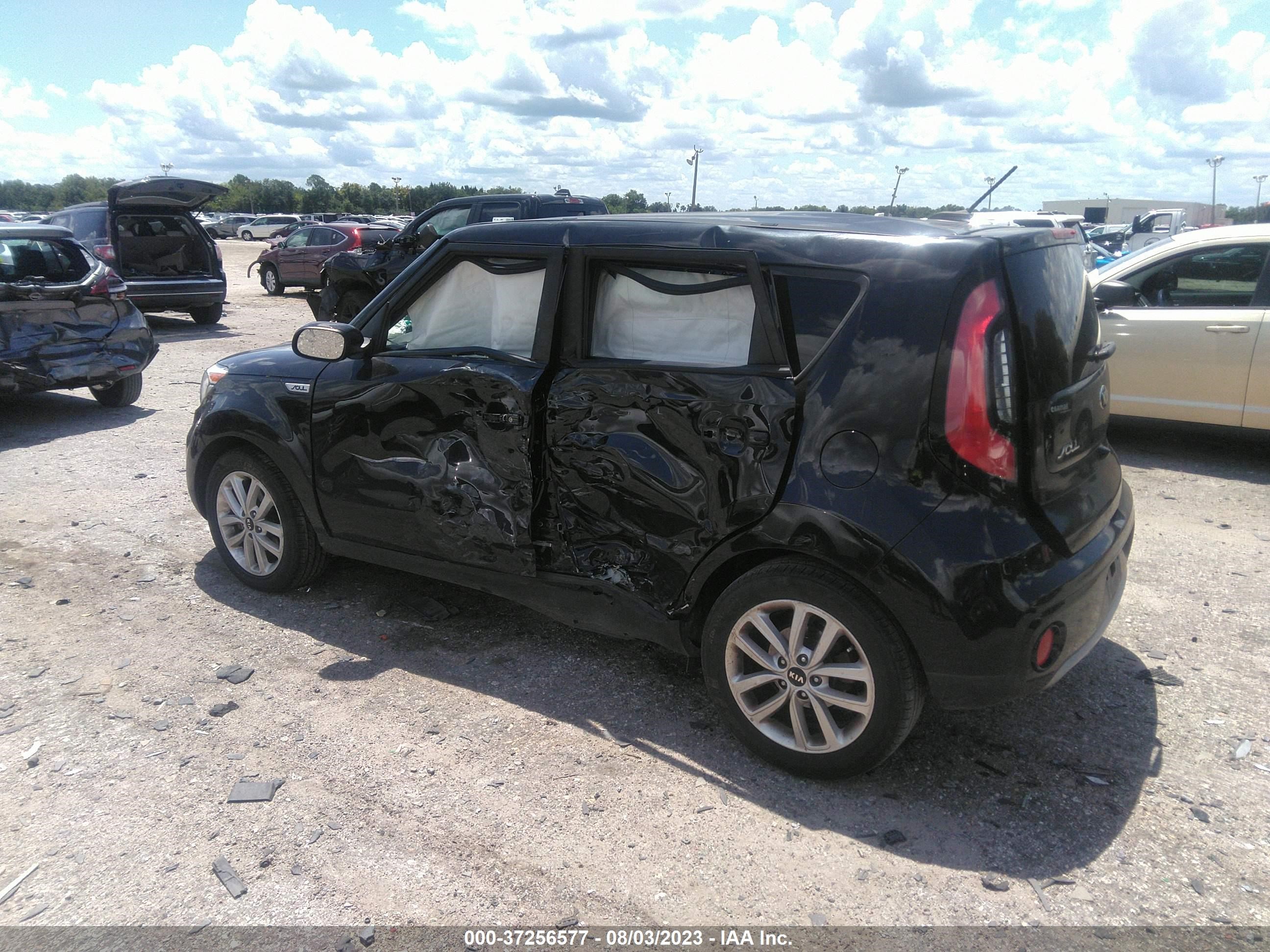 Photo 2 VIN: KNDJP3A58K7918505 - KIA SOUL 