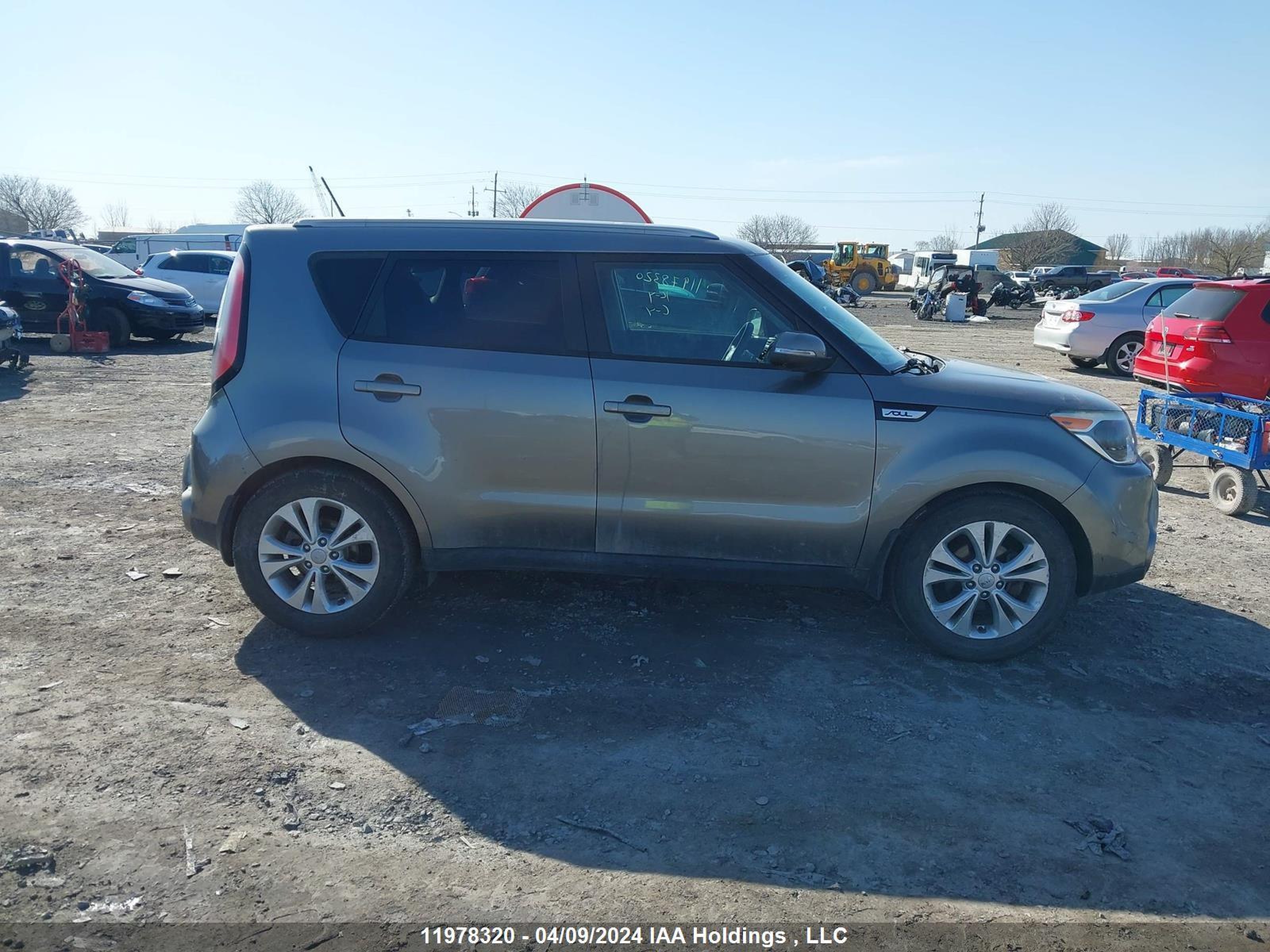 Photo 12 VIN: KNDJP3A59F7173396 - KIA SOUL 