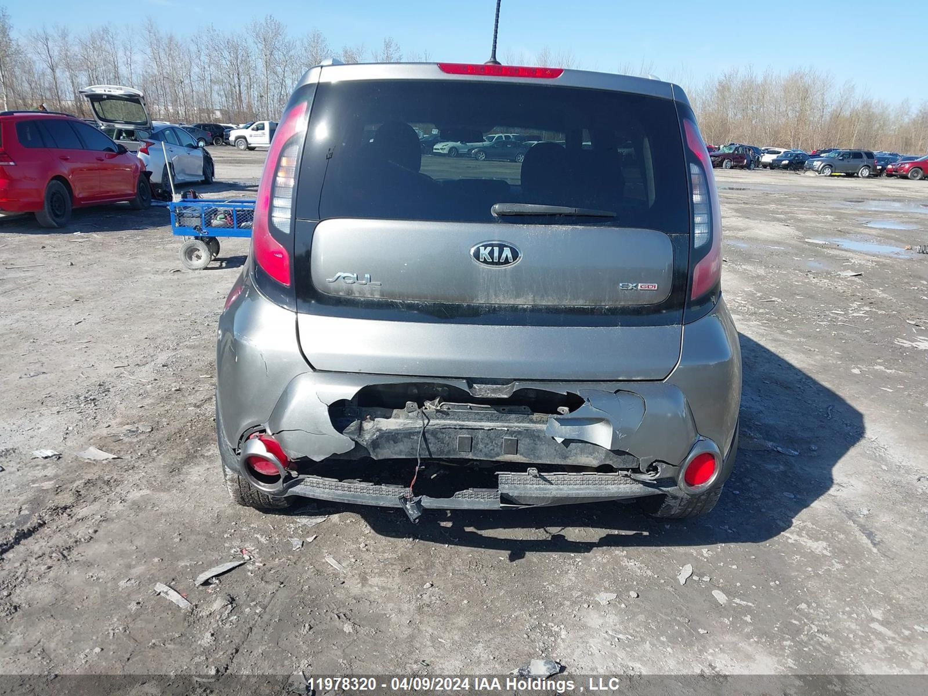 Photo 15 VIN: KNDJP3A59F7173396 - KIA SOUL 