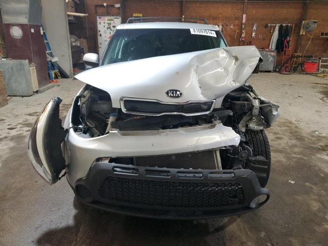 Photo 4 VIN: KNDJP3A59F7801540 - KIA SOUL + 