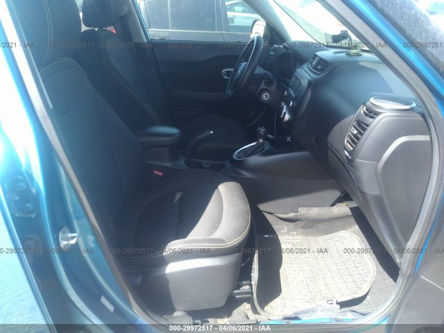 Photo 4 VIN: KNDJP3A59G7335755 - KIA SOUL 