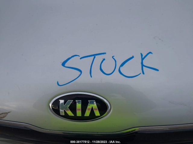 Photo 9 VIN: KNDJP3A59G7873677 - KIA SOUL 