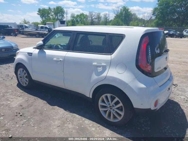 Photo 2 VIN: KNDJP3A59H7411105 - KIA SOUL 