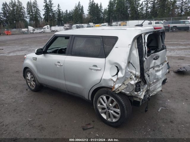 Photo 2 VIN: KNDJP3A59H7475922 - KIA SOUL 