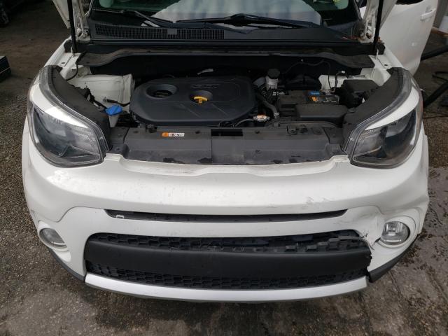 Photo 6 VIN: KNDJP3A59J7518788 - KIA SOUL + 