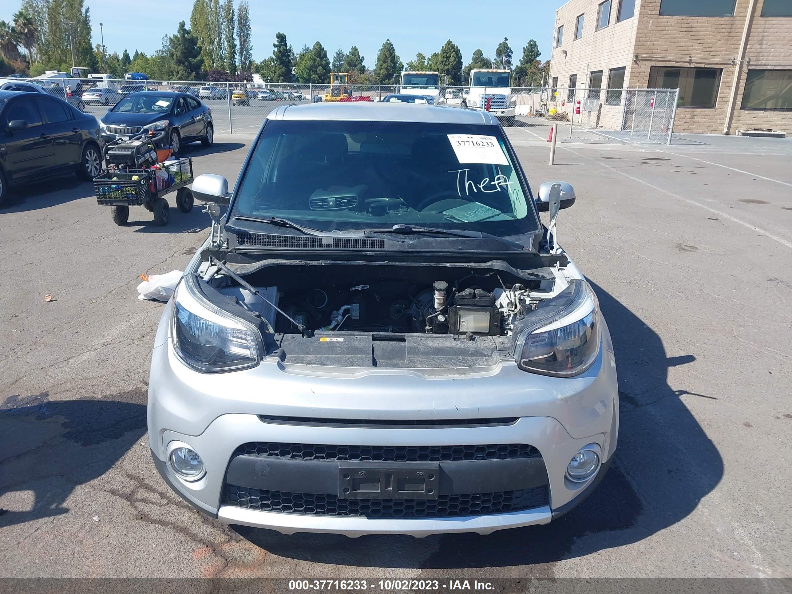 Photo 10 VIN: KNDJP3A59J7529550 - KIA SOUL 