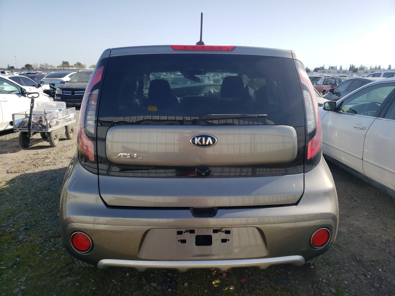 Photo 5 VIN: KNDJP3A59J7535543 - KIA SOUL 