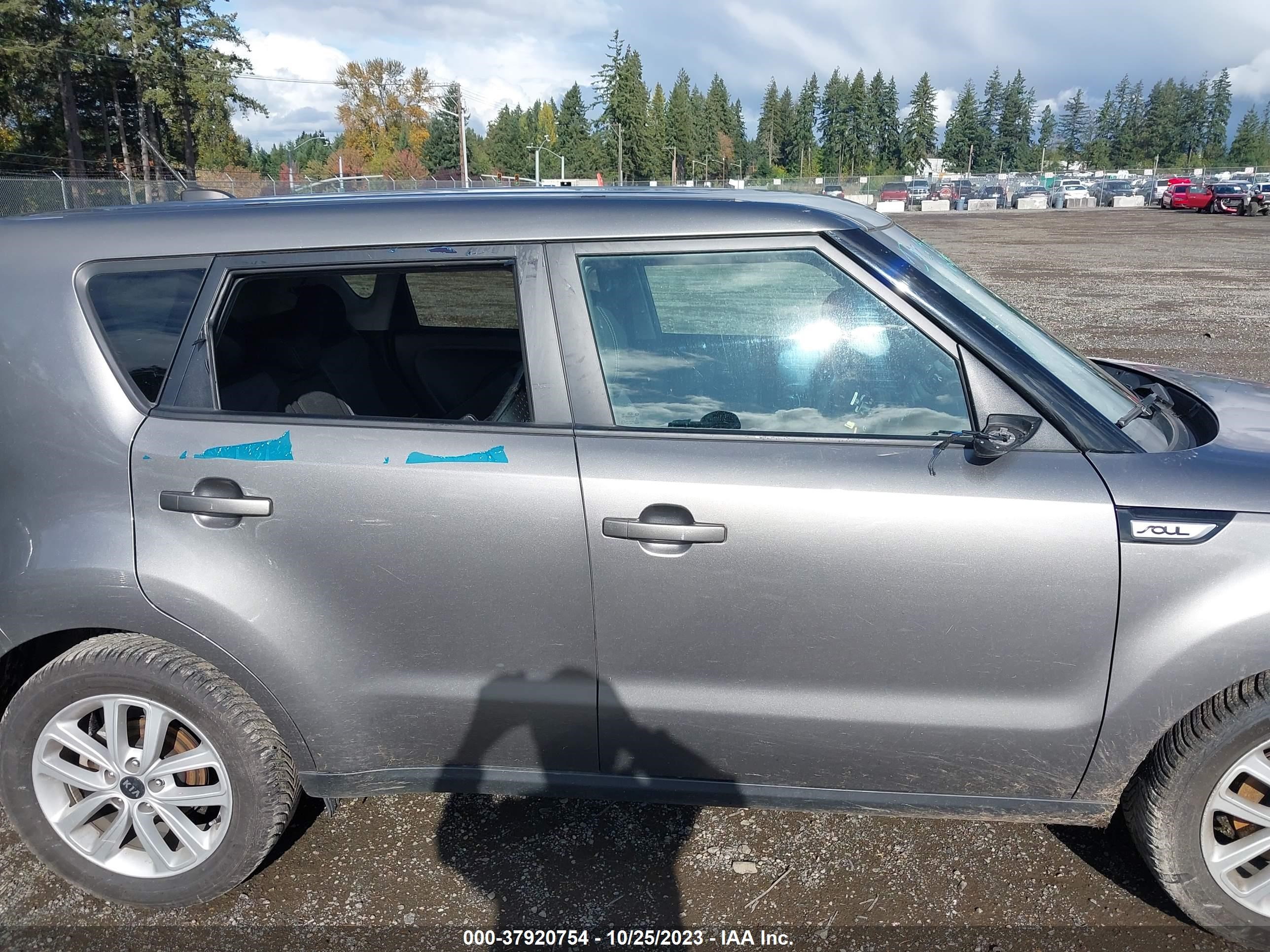 Photo 11 VIN: KNDJP3A59J7545439 - KIA SOUL 