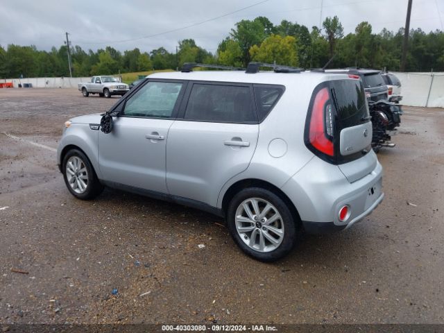 Photo 2 VIN: KNDJP3A59J7556991 - KIA SOUL 