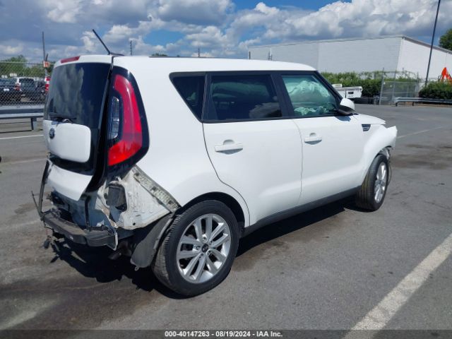 Photo 3 VIN: KNDJP3A59J7559499 - KIA SOUL 