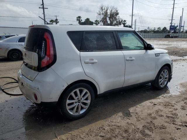 Photo 2 VIN: KNDJP3A59J7562841 - KIA SOUL 