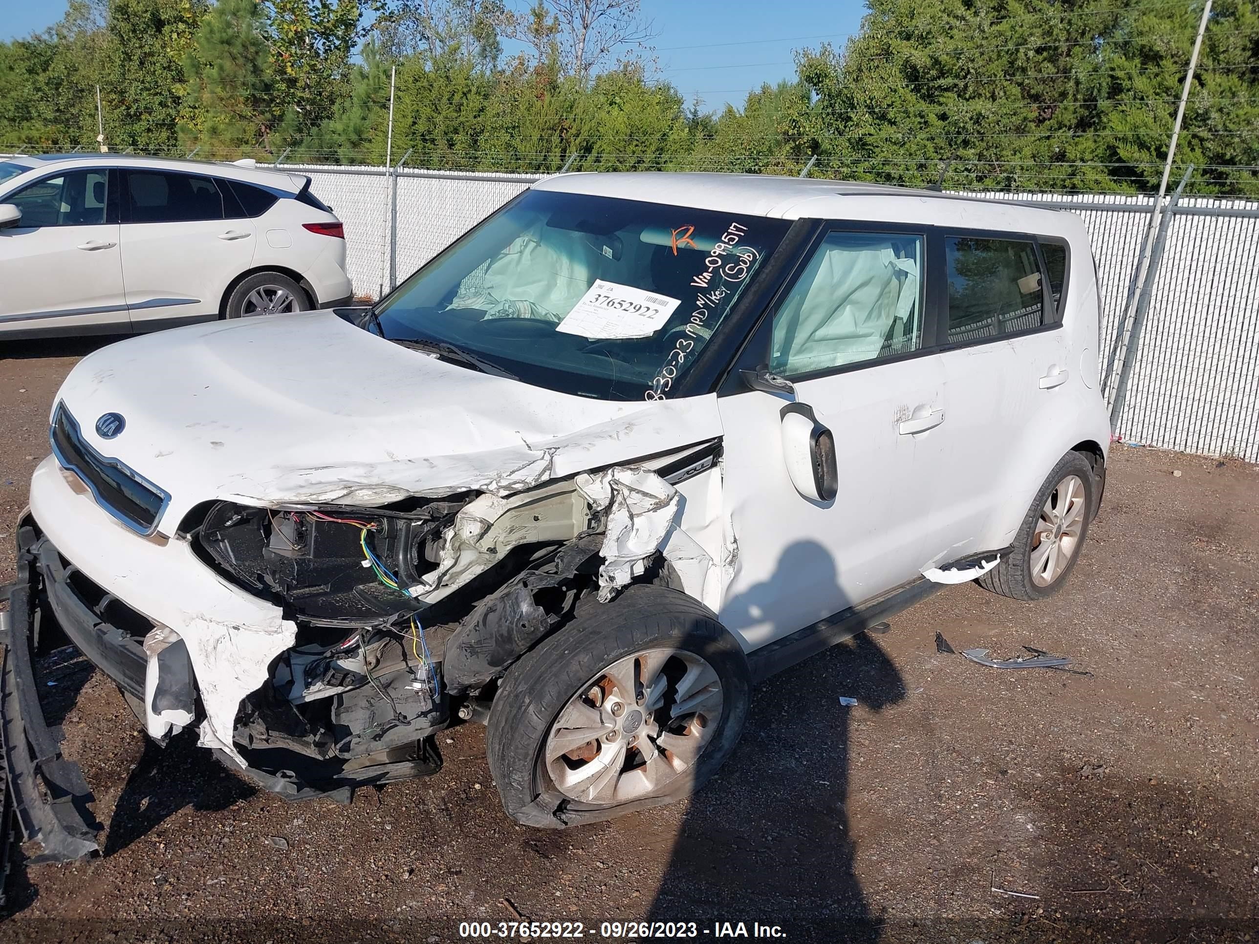 Photo 1 VIN: KNDJP3A5XE7099517 - KIA SOUL 